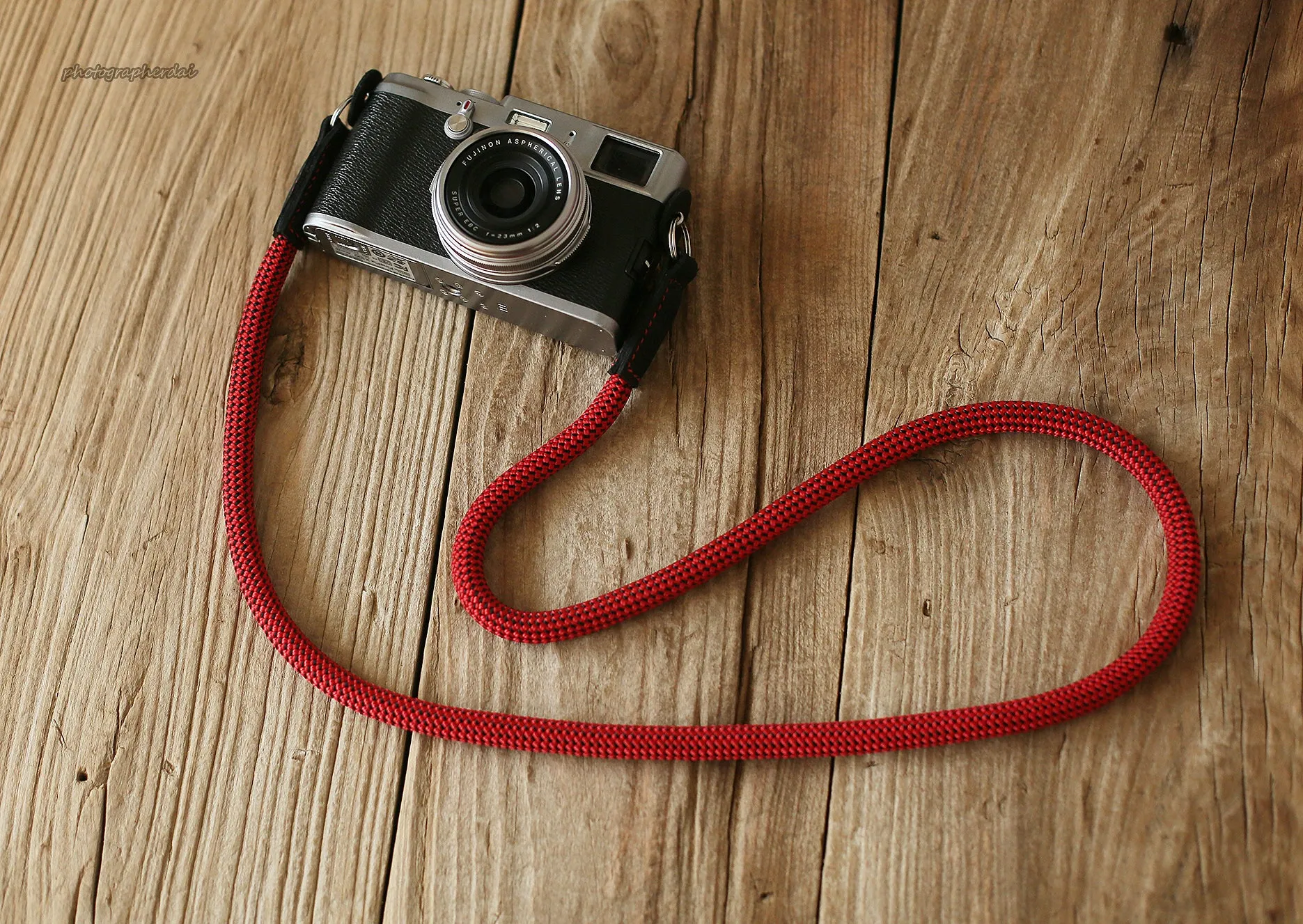 Office Plastic Hook Camera strap handmade mystery red climbing rope B leather | windmup.com