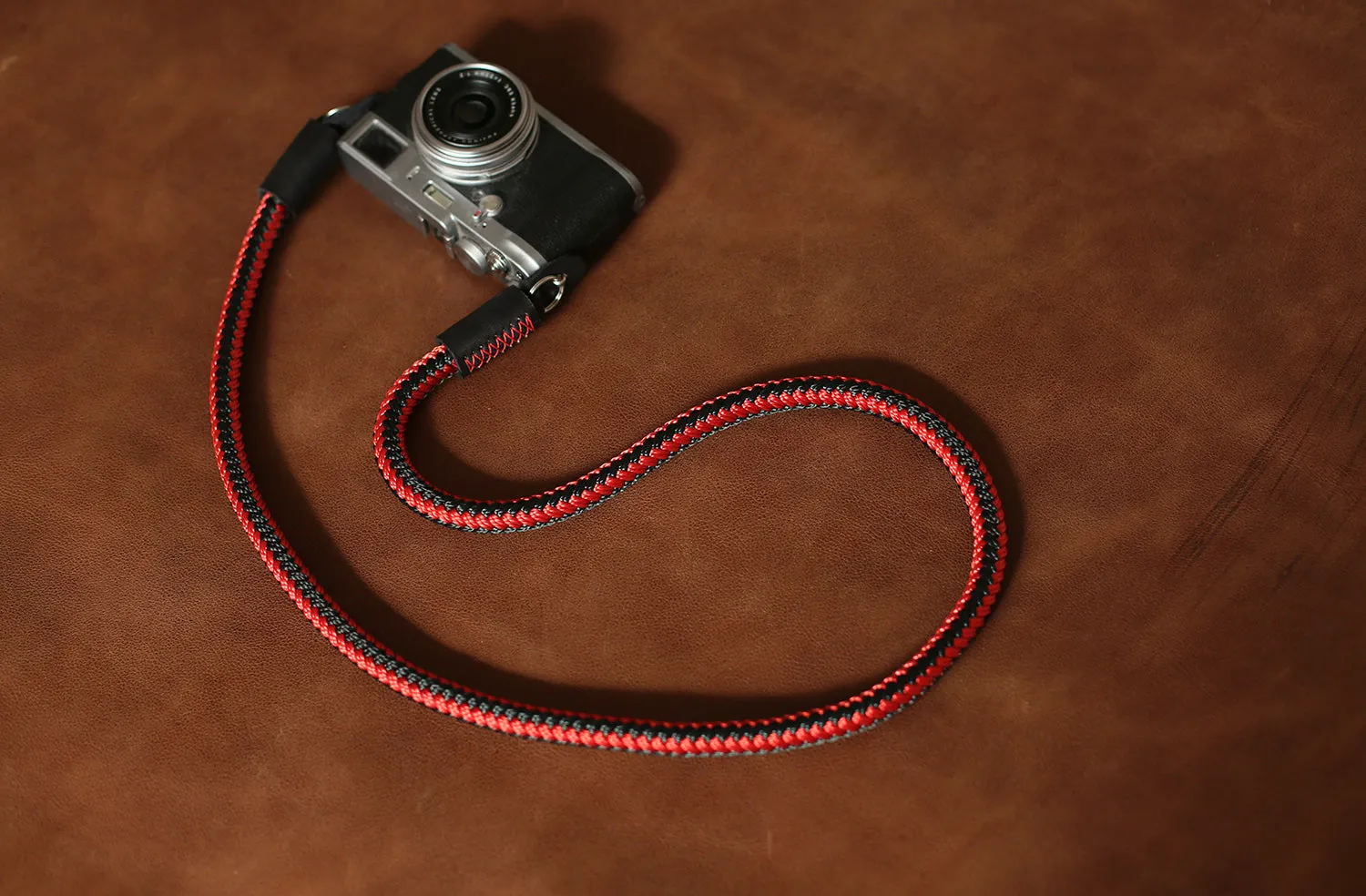 Best camera strap handmade red and black climbing rope black leather | windmup.com Clip On Lanyard