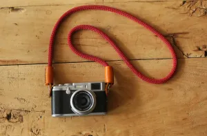 Best Camera Strap Handmade Red and black spots climbing rope brown leather | windmup.com Durable Clip Student Accessory