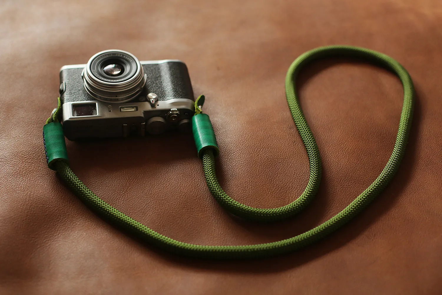 Camera shoulder strap handmade army green climbing rope green leather | Windmup.com Unisex Band