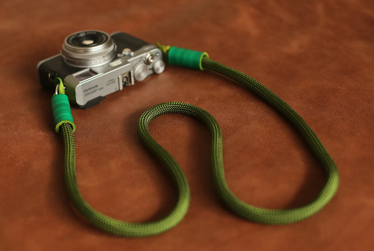 Camera shoulder strap handmade army green climbing rope green leather | Windmup.com Hands Free Band Magnetic Band