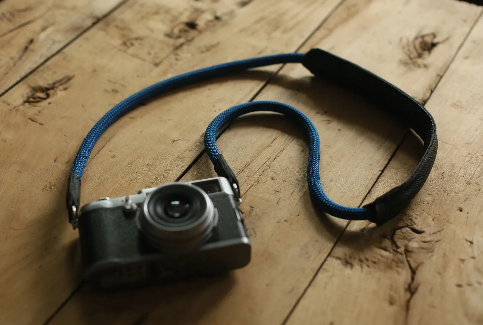 Cool Depressurize Handmade Camera Strap Blue Climbing Rope Black Shoulder pad &Windmup.com Phone Festival