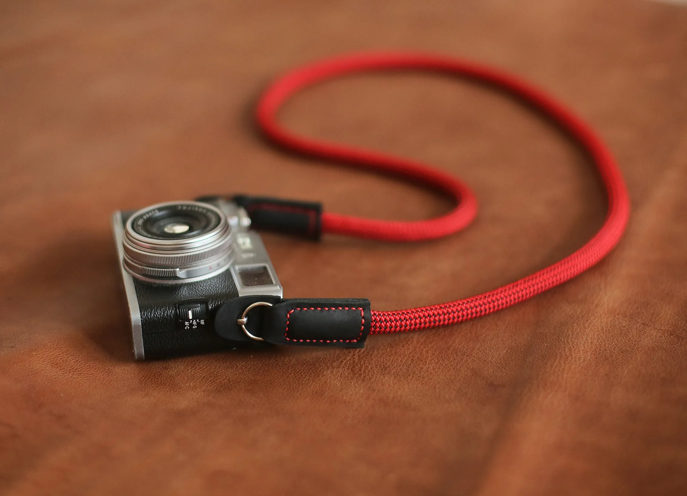 Crimson Trail Camera Strap ?C Handmade Red Climbing Rope with Black Leather Everyday Band Women Strap