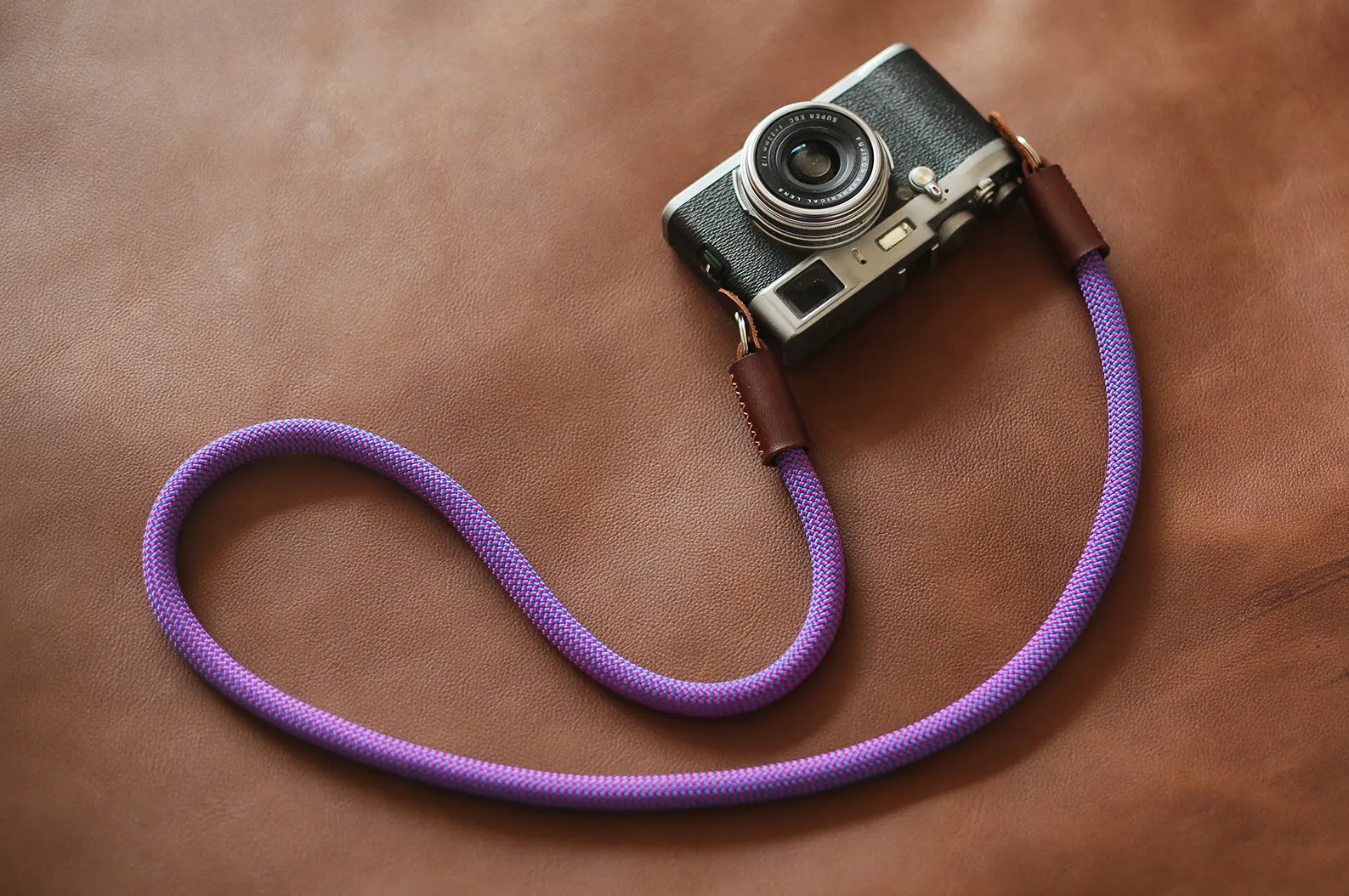 Vlogging Dalaran purple climbing rope camera neck strap | windmup