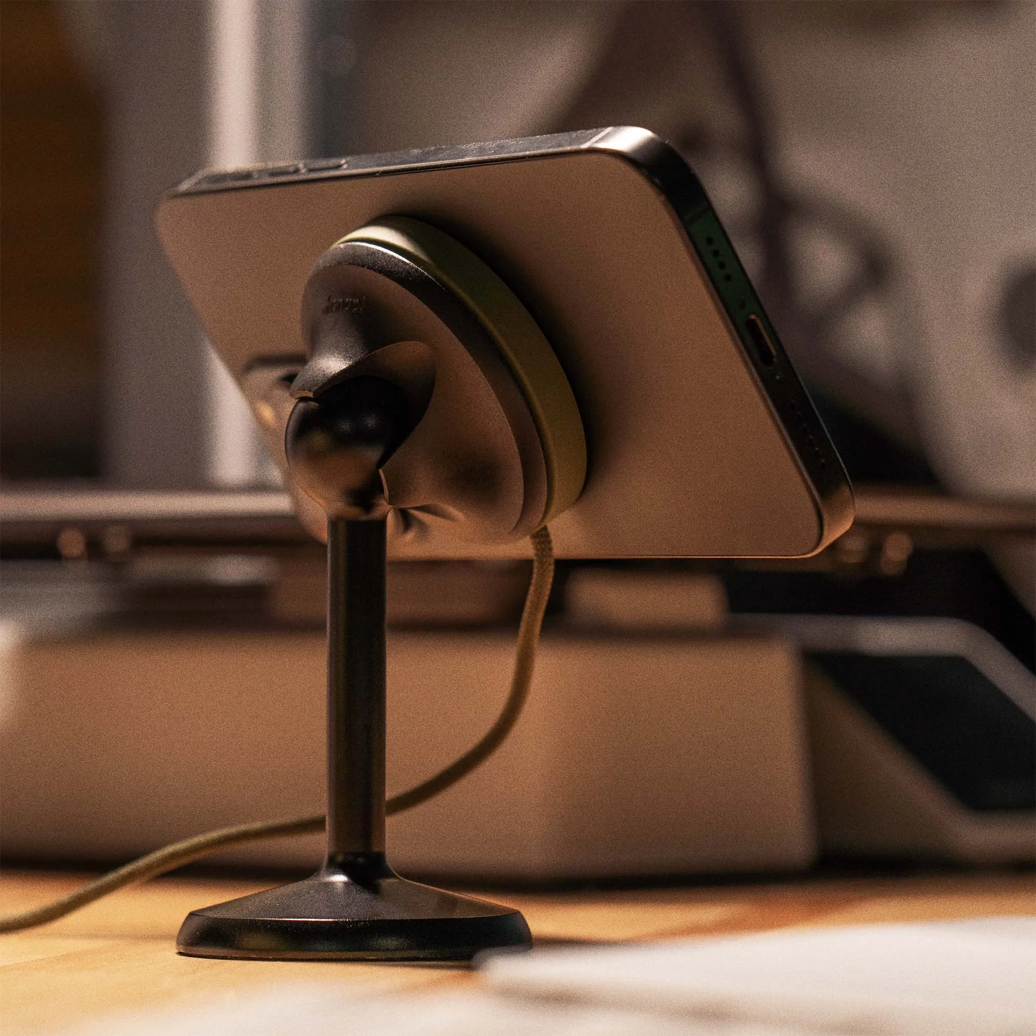 Portable Snap Dock Phone Mount for Rideshare Desk Power Kit Builder