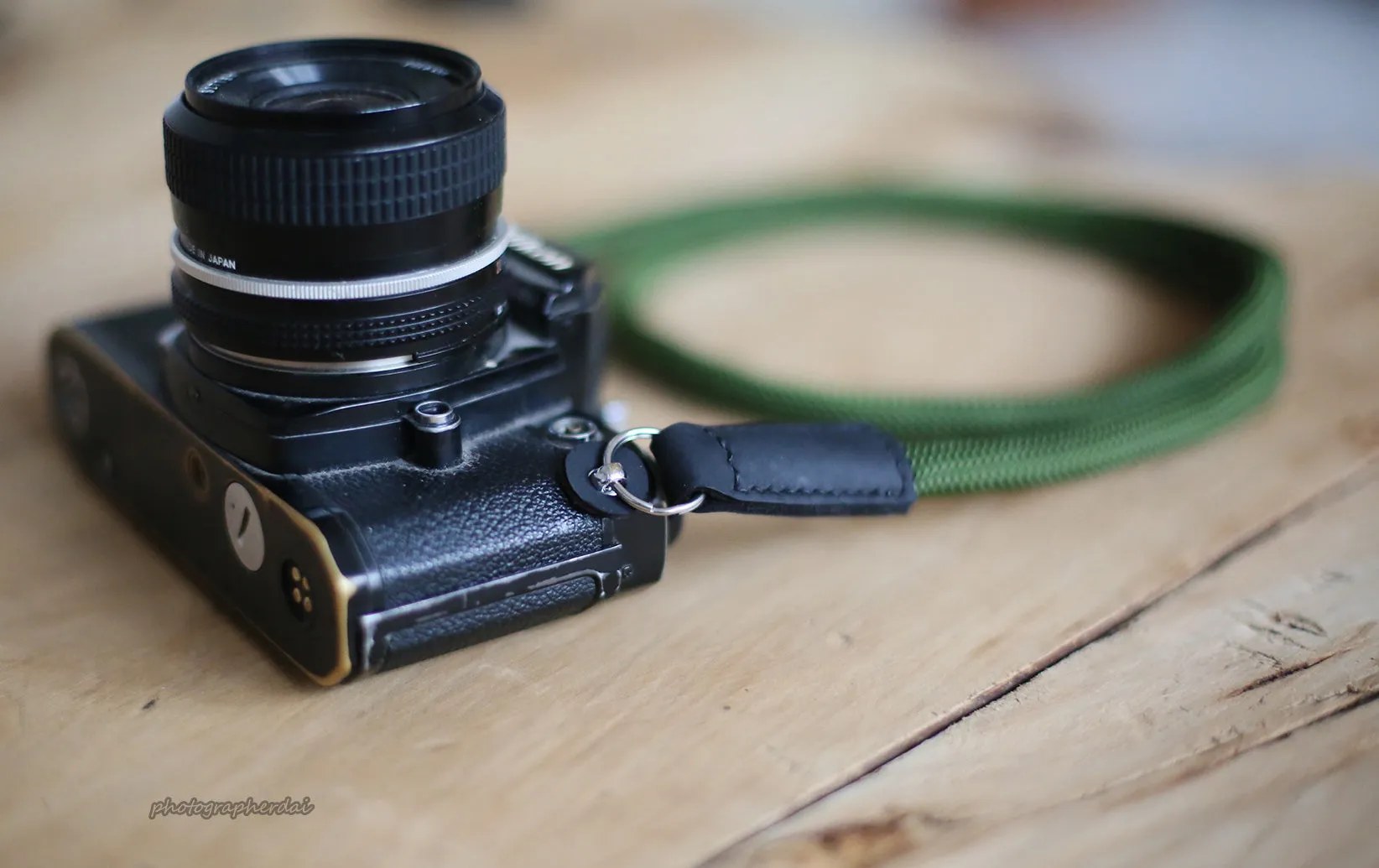 Fashion Accessory Handmade Camera Strap Army green climbing rope black Leather E |windmup.com