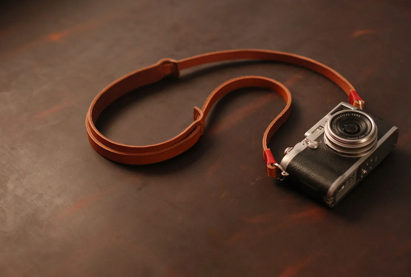 Brown leather shoulder pad camera strap | windmup Office Ready