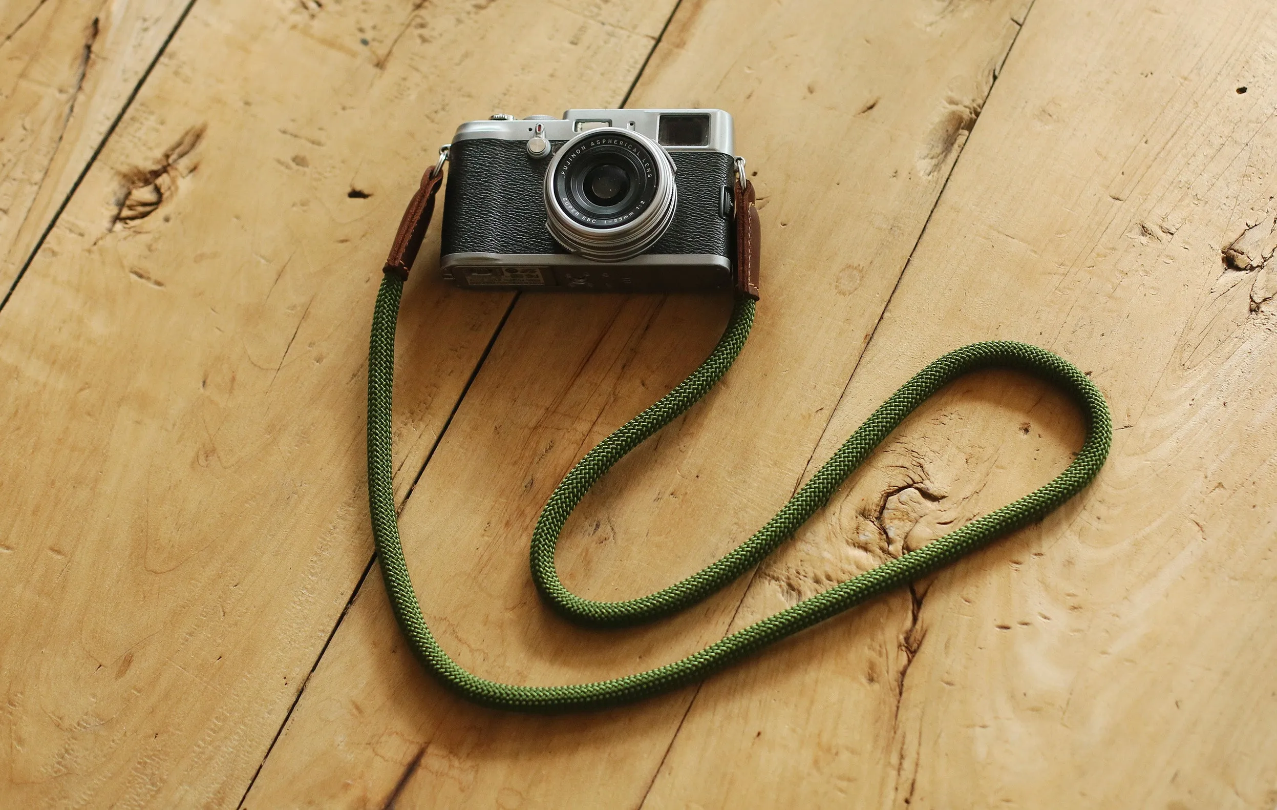 Camera neck strap handmade army green climbing rope tan leather | windmup.com Lightweight Gear Retro Style