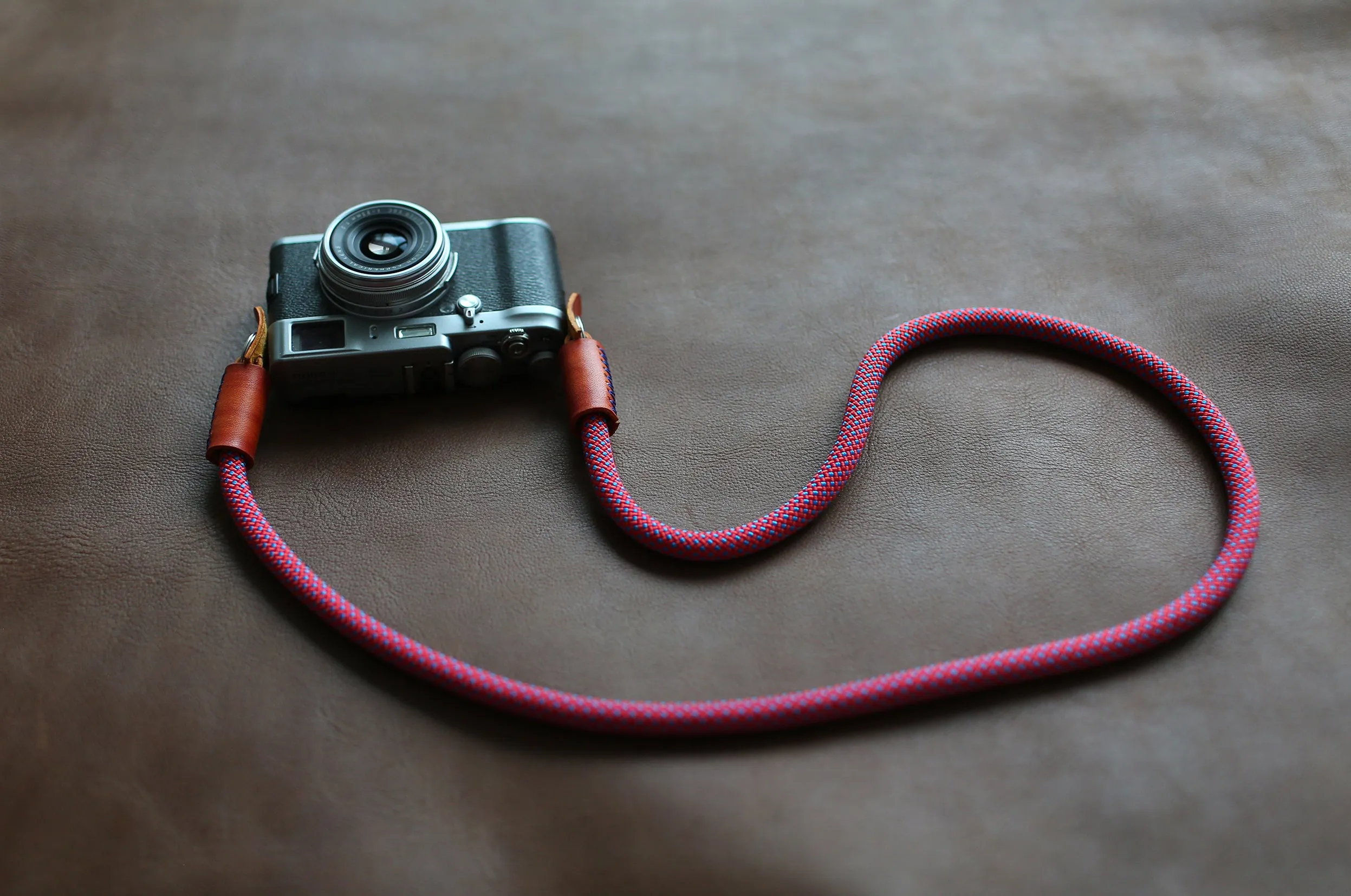 Cyclist Friendly Camera Strap Handmade vitality Red Climbing Rope B | Windmup.com